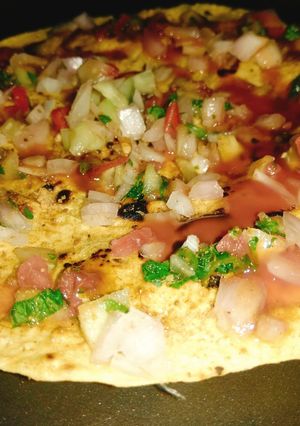 A picture of Masala papad.