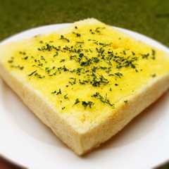 A picture of Garlic Bread.