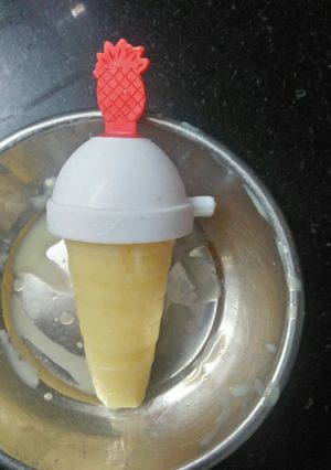 A picture of Custard ice cream.