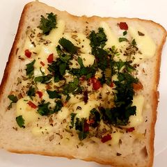 A picture of Cheeze Garlic Bread.