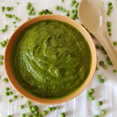 A picture of Manathakkali keerai chuttney/black nightshade leaf chutney.