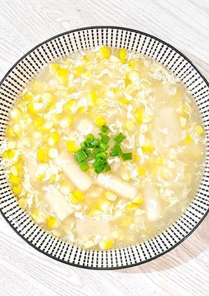 A picture of Corn Soup with Asparagus.