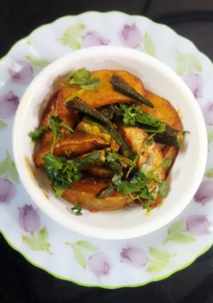 A picture of Aloo Bhindi Fry.