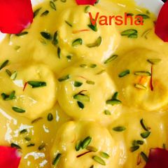 A picture of Mango Rasmalai.