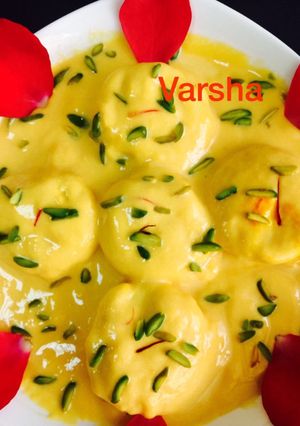 A picture of Mango Rasmalai.