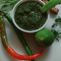 A picture of Coriander Stem chutney.