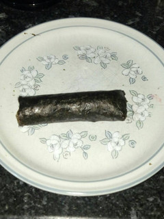 Una foto de Rollito de alga nori vegano