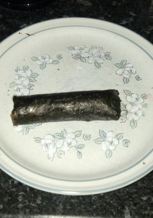 Una foto de Rollito de alga nori vegano