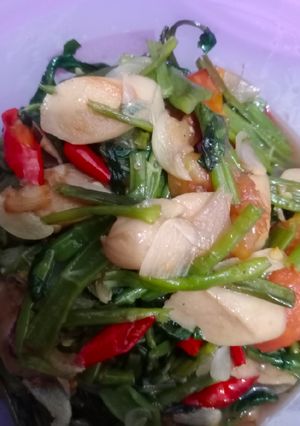 Foto resep Cah Kangkung Sosis Ala Baba Gendut