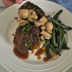 A picture of Red Wine Braised Beef Short Ribs.