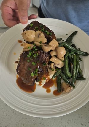A picture of Red Wine Braised Beef Short Ribs.