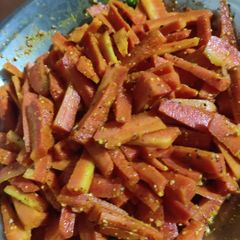 A picture of Carrot pickle.