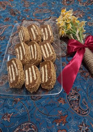 عکسی از دستور خرما بیسکوییتی
