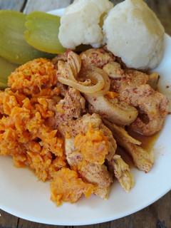 Una foto de Pollo enchipotlado con kéfir