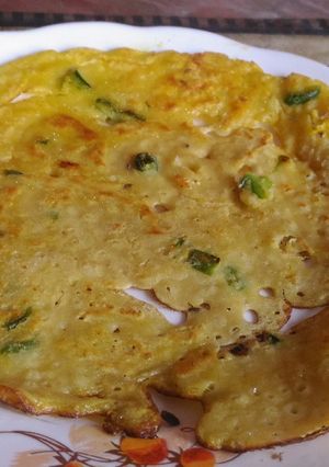A picture of Suji besan ka cheela.