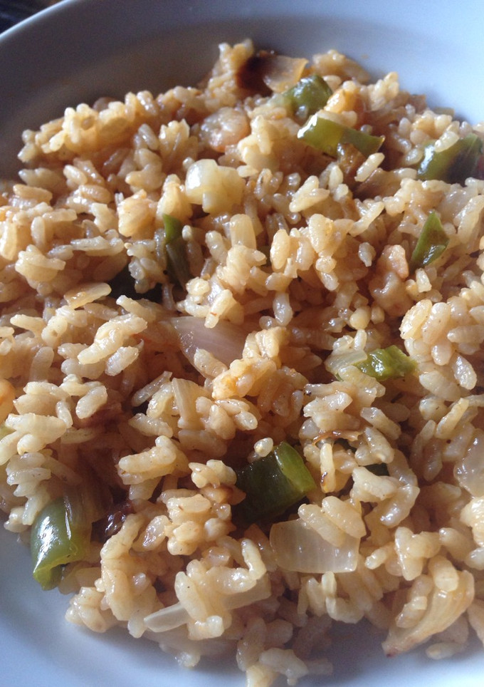 Una foto de Arroz seco con gambitas y peperoncino