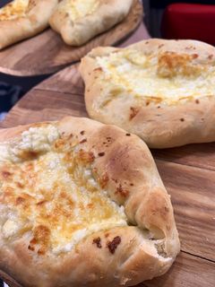 Фото Сирні хачапурі🤤.