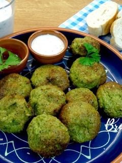 Brokkoli Parmesan Bällchen, Low Carb Rezepthauptbild