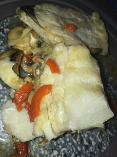 Una foto de Bacalao en papillote con verduras