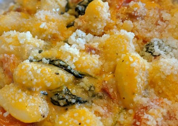 How to Prepare Ultimate Creamy Chorizo, Tomato &amp; Spinach Gnocchi