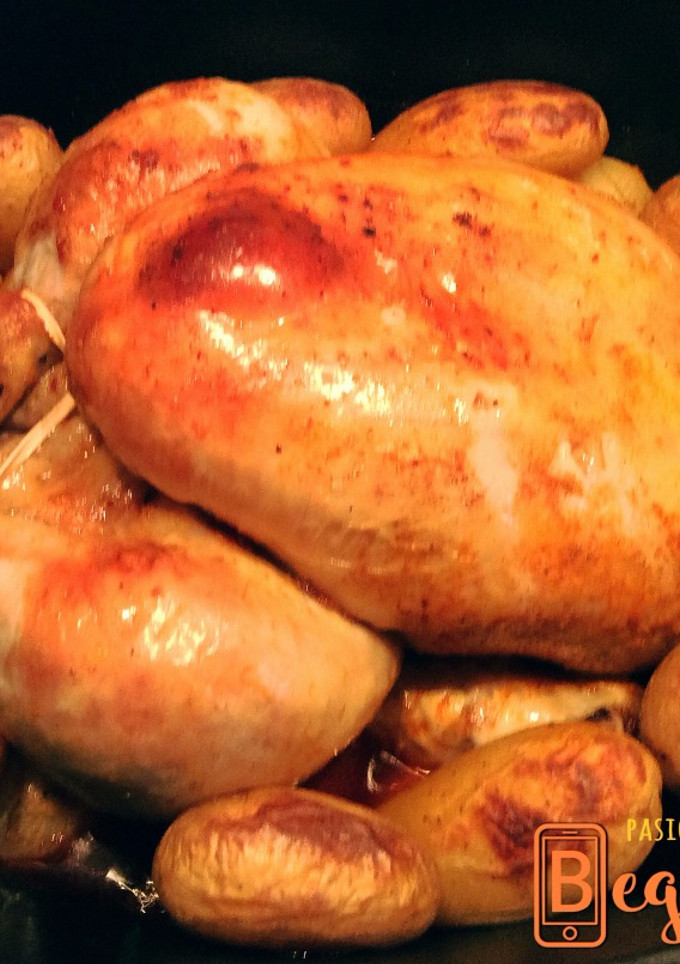 Una foto de Pollo asado al estilo peruano