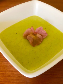 Una foto de Crema de brócoli 100% light!!!