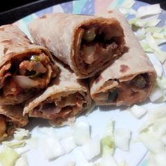 A picture of Rajma and paneer wrap.