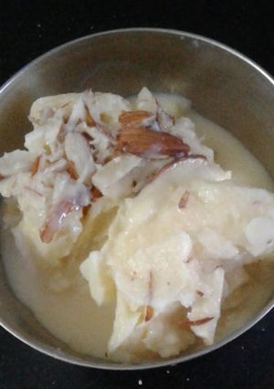कस्टर्ड आइसक्रीम (Custard Icecream recipe in hindi) रेसिपी मुख्य फोटो