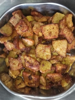 சேனைக்கிழங்கு வறுவல்(Senaikilanku varuval recipe in tamil) செய்முறை முக்கிய புகைப்படம்