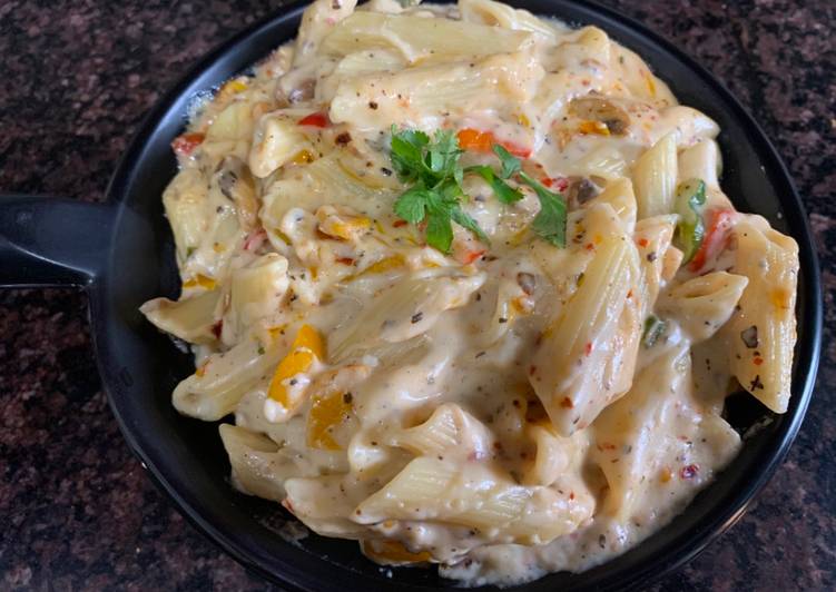 White Sauce Pasta (Restaurant Style) White Sauce Pasta (Restaurant Style)