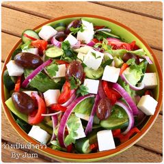 A picture of Greek salad.
