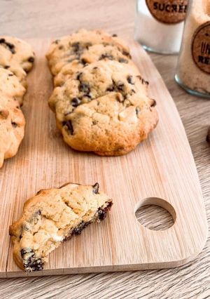 Une photo de Cookies vanille / 3 chocolats moelleux
