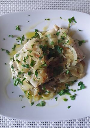 Una foto de Pescado encebollado