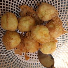 A picture of Yam bolls.