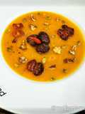 Vellutata di Zucca piccante con Castagne e Pomodorini Confit