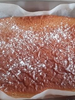 Una foto de Bizcocho de yogur de galletas
