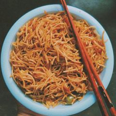 Egg chowmein A picture of Egg chowmein.
