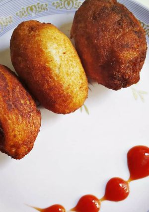 A picture of Bread roll.