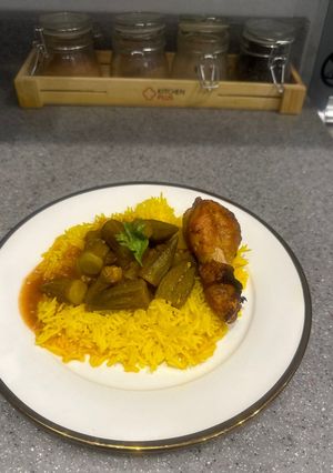 صورة لوصفة مرقه باميه ورز بالزعفران