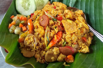 Cara Membuat Nasi Goreng Kari Pedas Anti Gagal