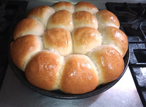 Una foto de Pan casero ideal para hacer hamburguesas 🙂