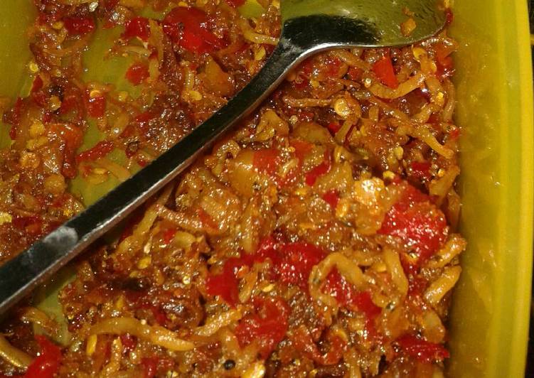 Semilado (semi balado) teri medan