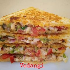 A picture of Cheese Mayo Veggie Sandwich.