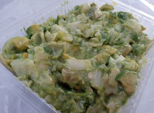 Una foto de Ensalada de alcachofas con palta y palmito manjar