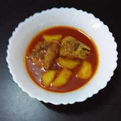 Una foto de রুই মাছের কালিয়া (rui macher kalia recipe in Bengali)