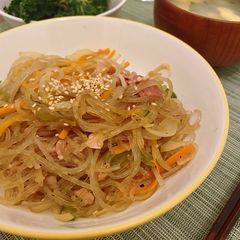 A picture of Japchae - Korean vermicelli with meat and vegetables.