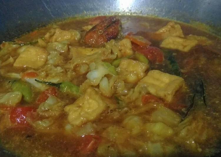 Tamon (tahu+salmon) kuah tongseng