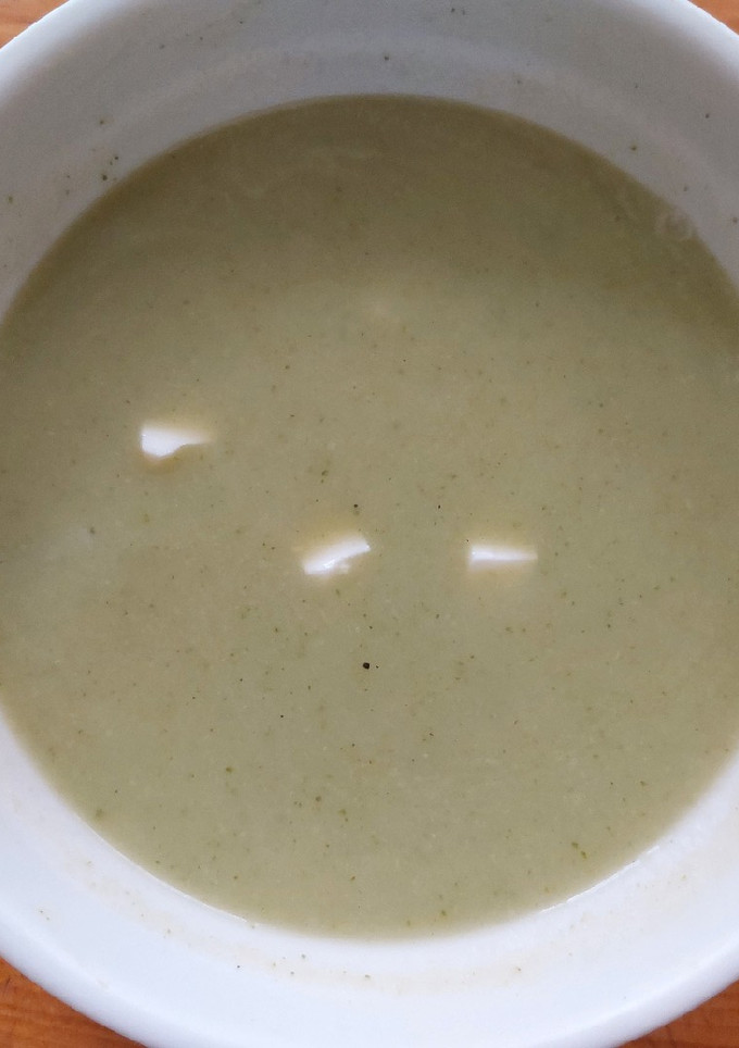 Una foto de Sopa de brócoli y coliflor
