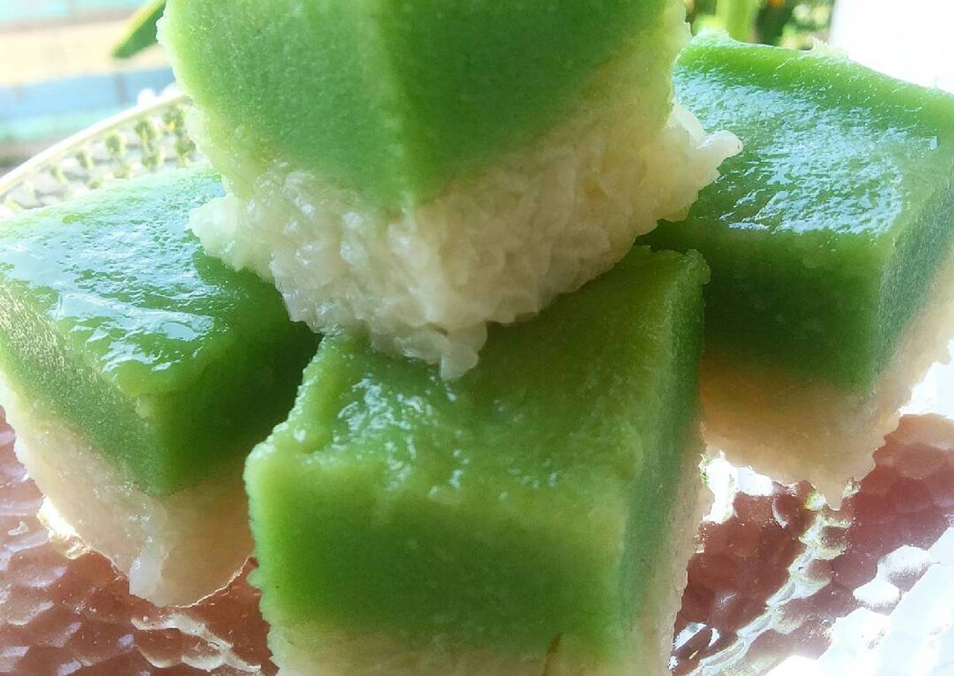 Kue talam / serimuka pandan ketan