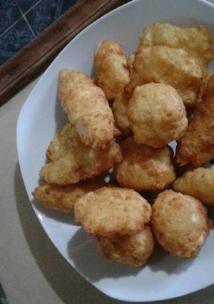 Una foto de Croquetas de yuca y queso